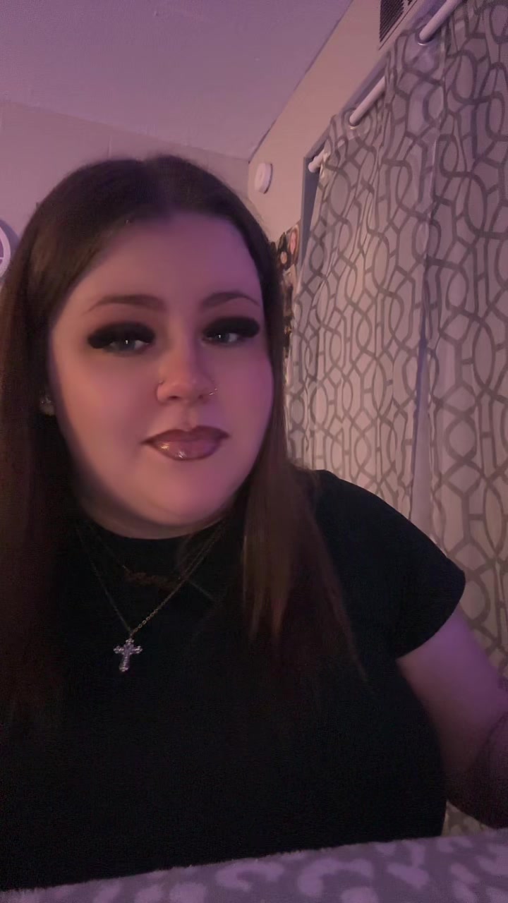 @carramonaee