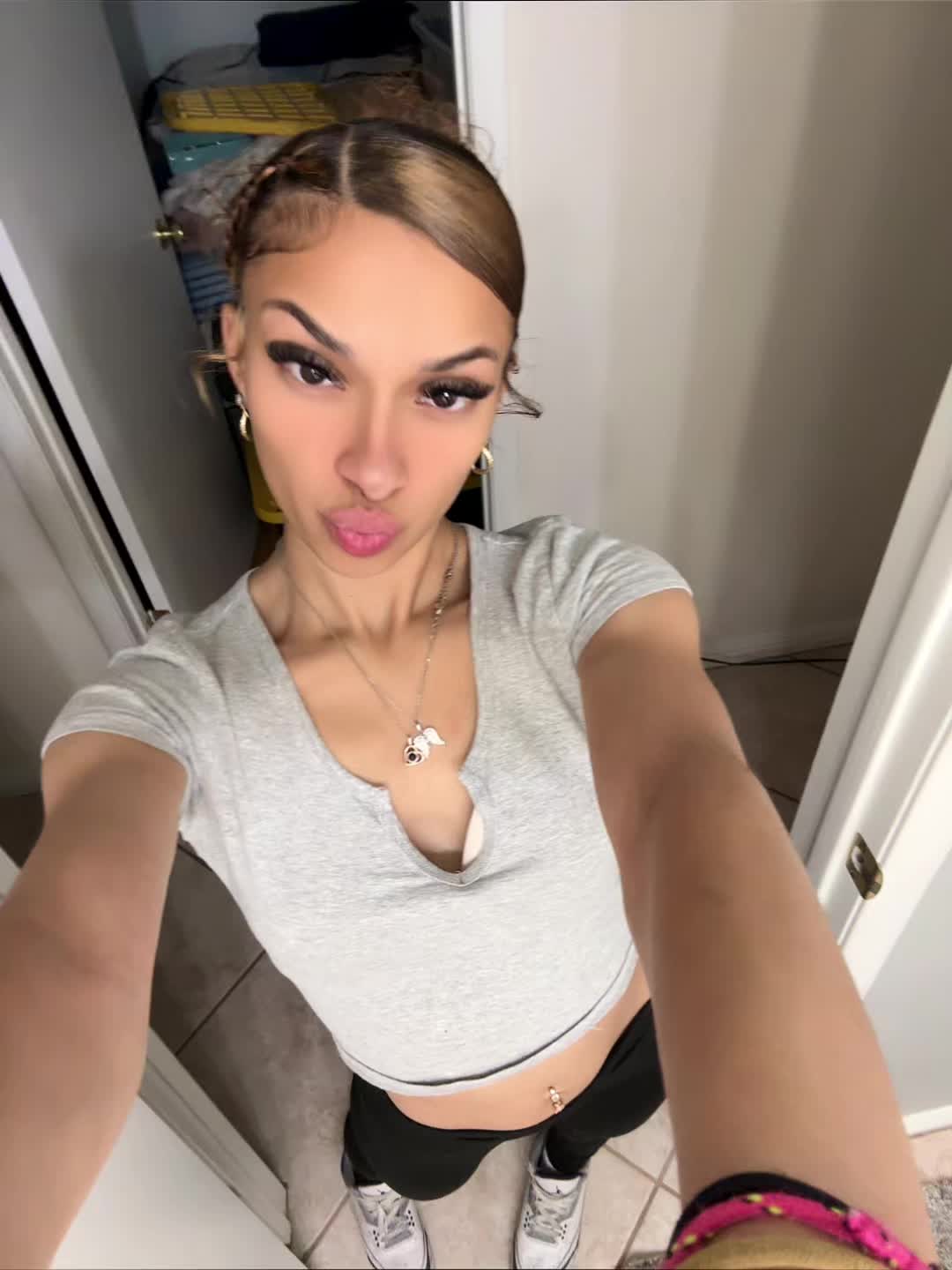 @Yurfavrican🦋🫶🏽