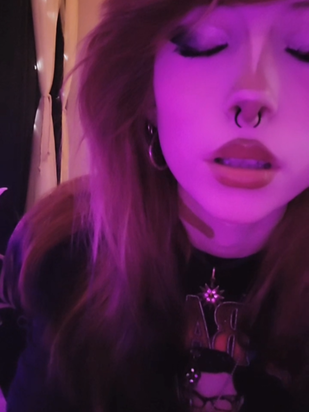 @𝒎𝒊𝒐 ☆