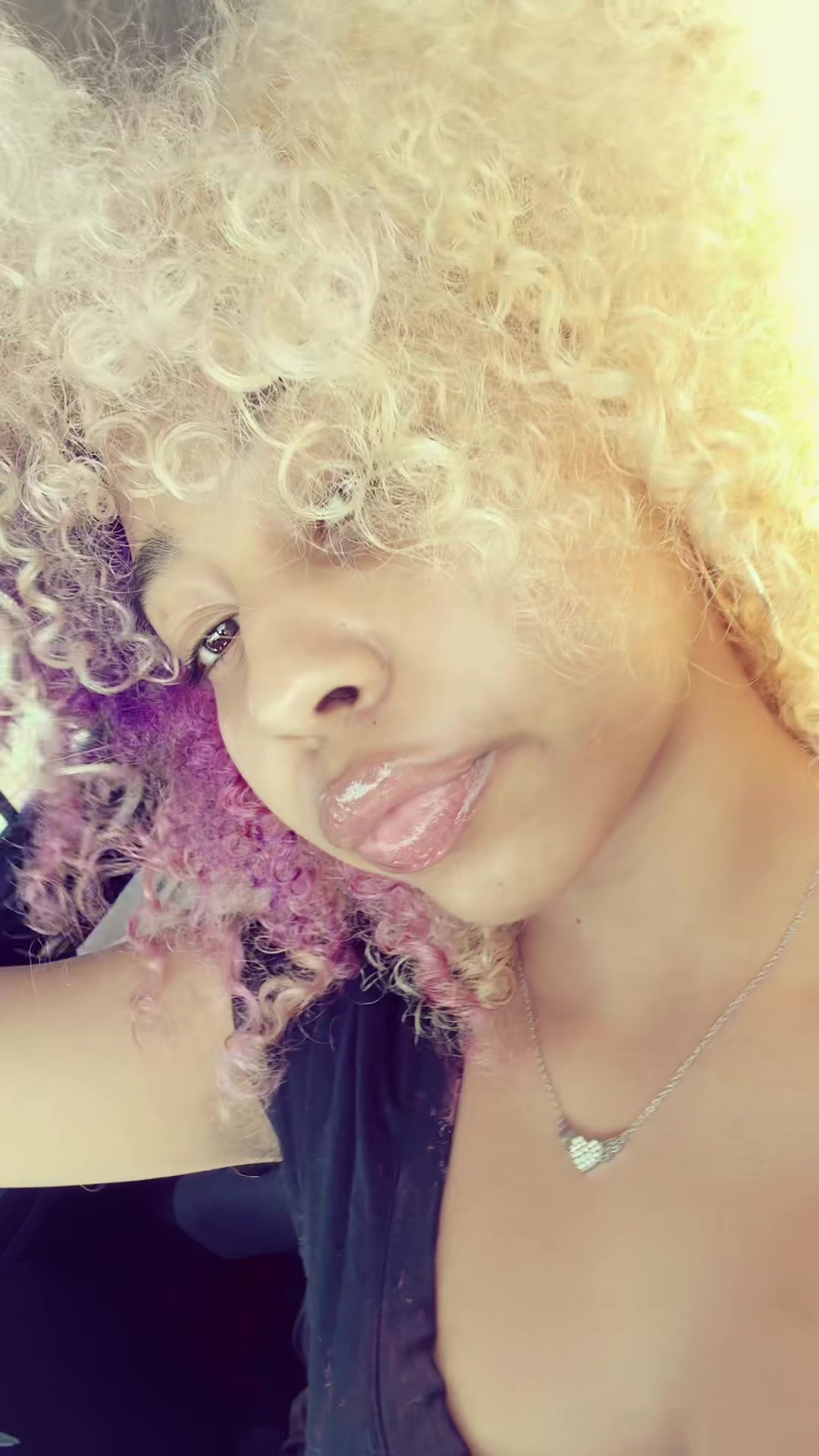@1800soblonde