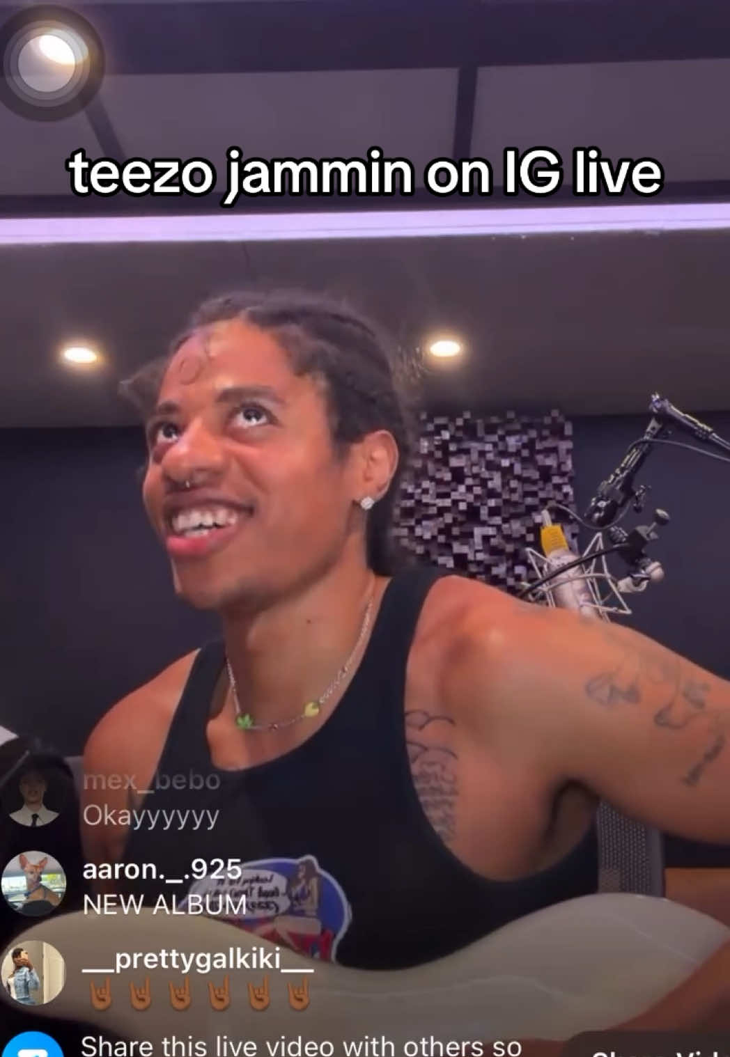 @teezotoez