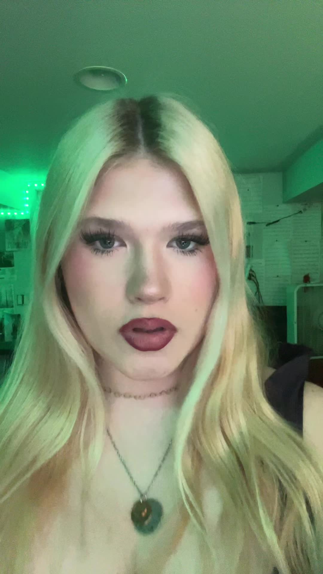 @emma⁷⁷