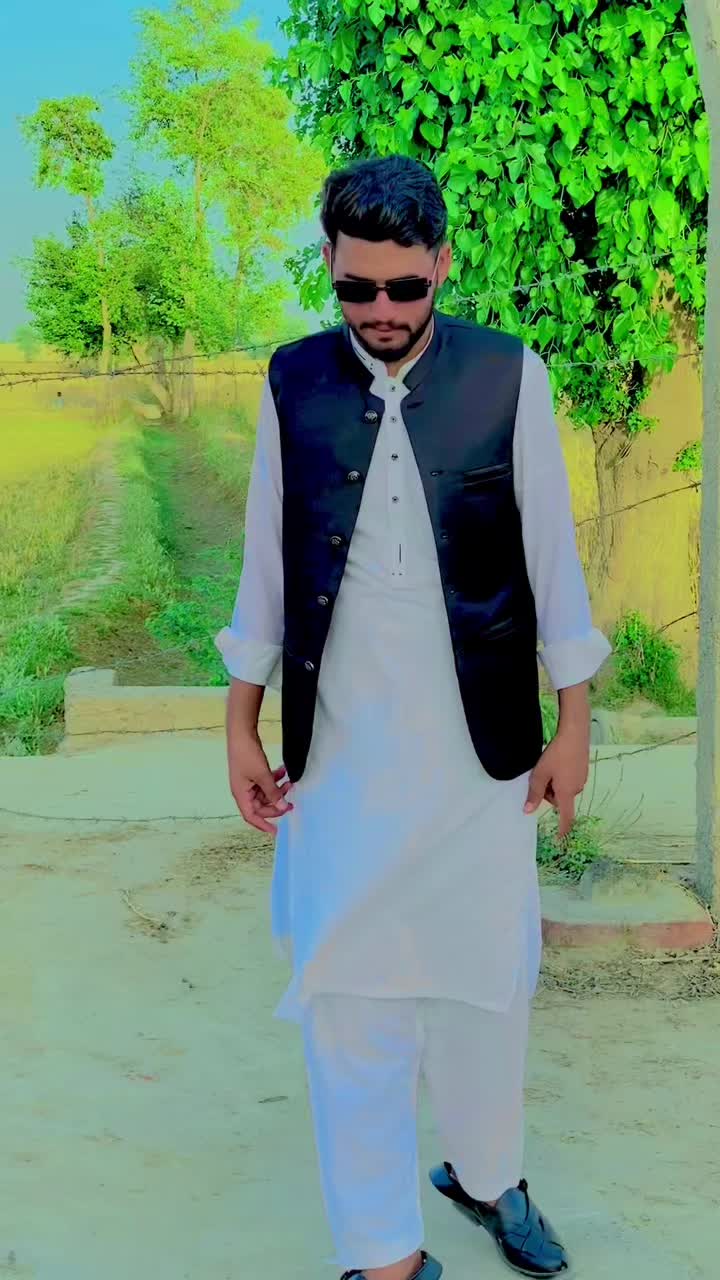 @𝑯𝒂𝒔𝒏𝒂𝒊𝒏 𝑩𝒂𝒋𝒘𝒂🦅