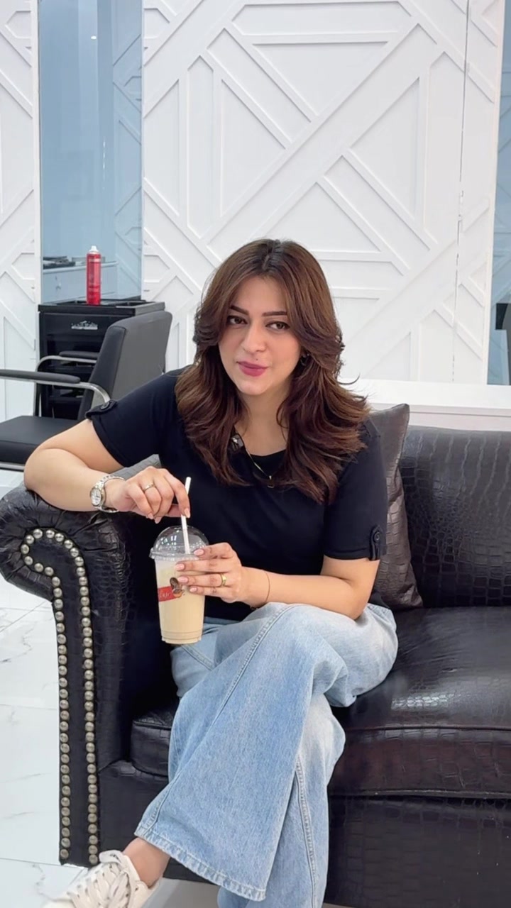 @Hibaalikhan