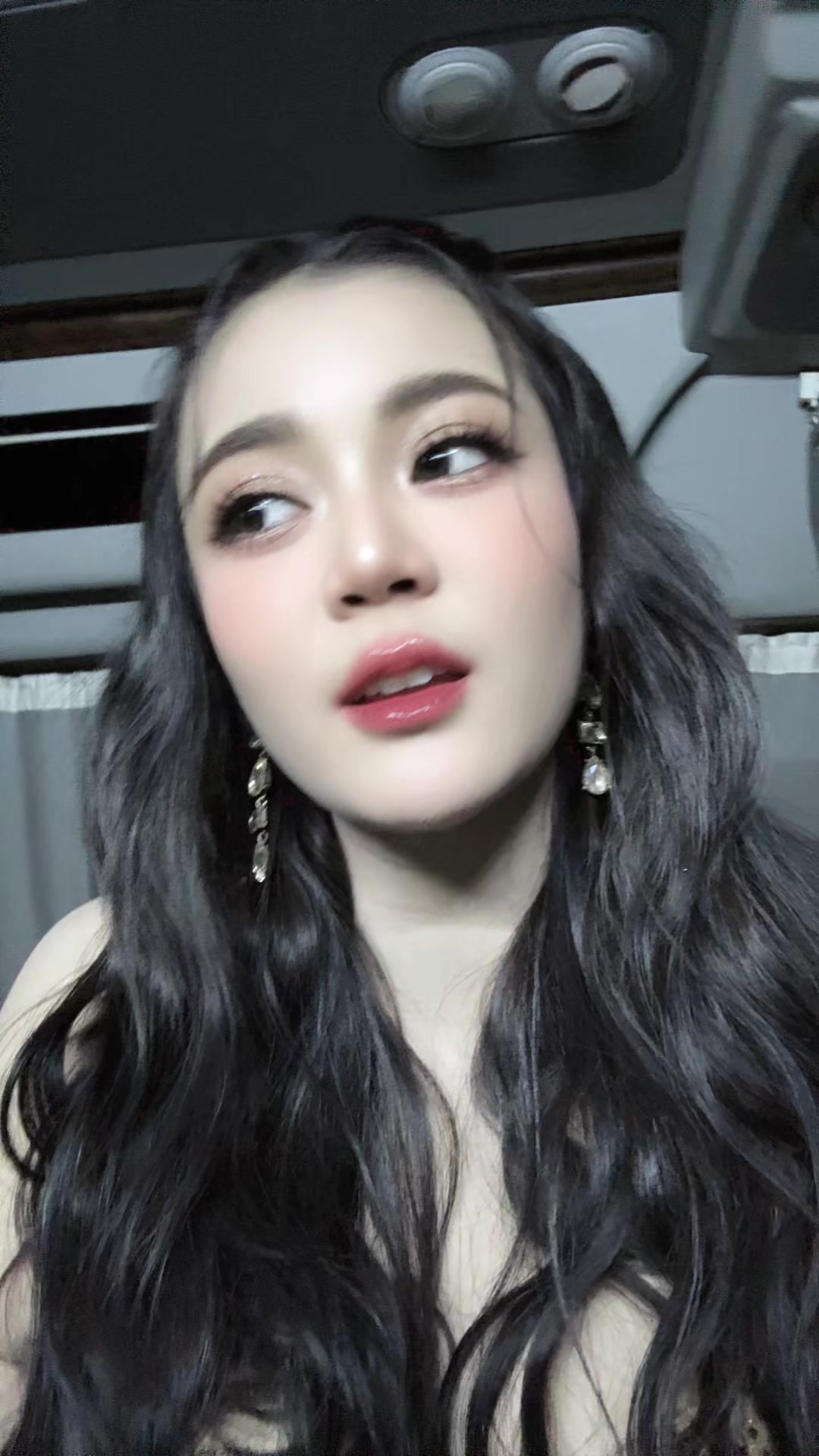@ลำไย ไหทองคำ(สุพรรณษา เวชกามา)