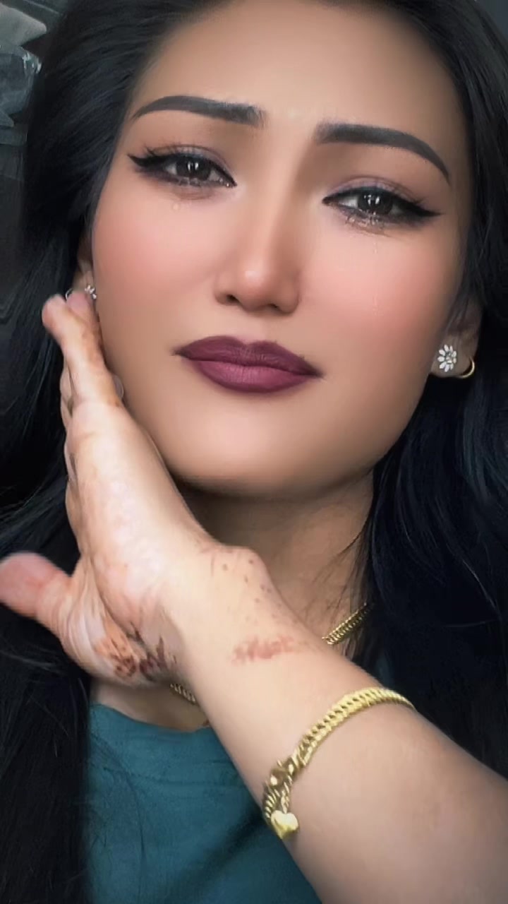 @Amrita...Shrestha...ЁЯЦд