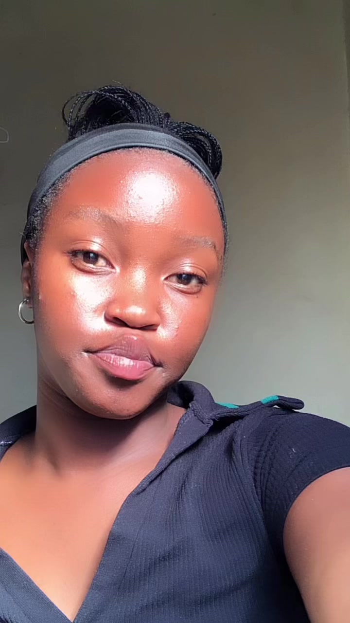 @NizoleNkabi