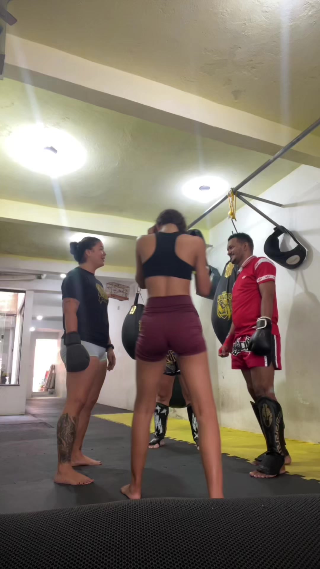 @Nath&aacute;lia
