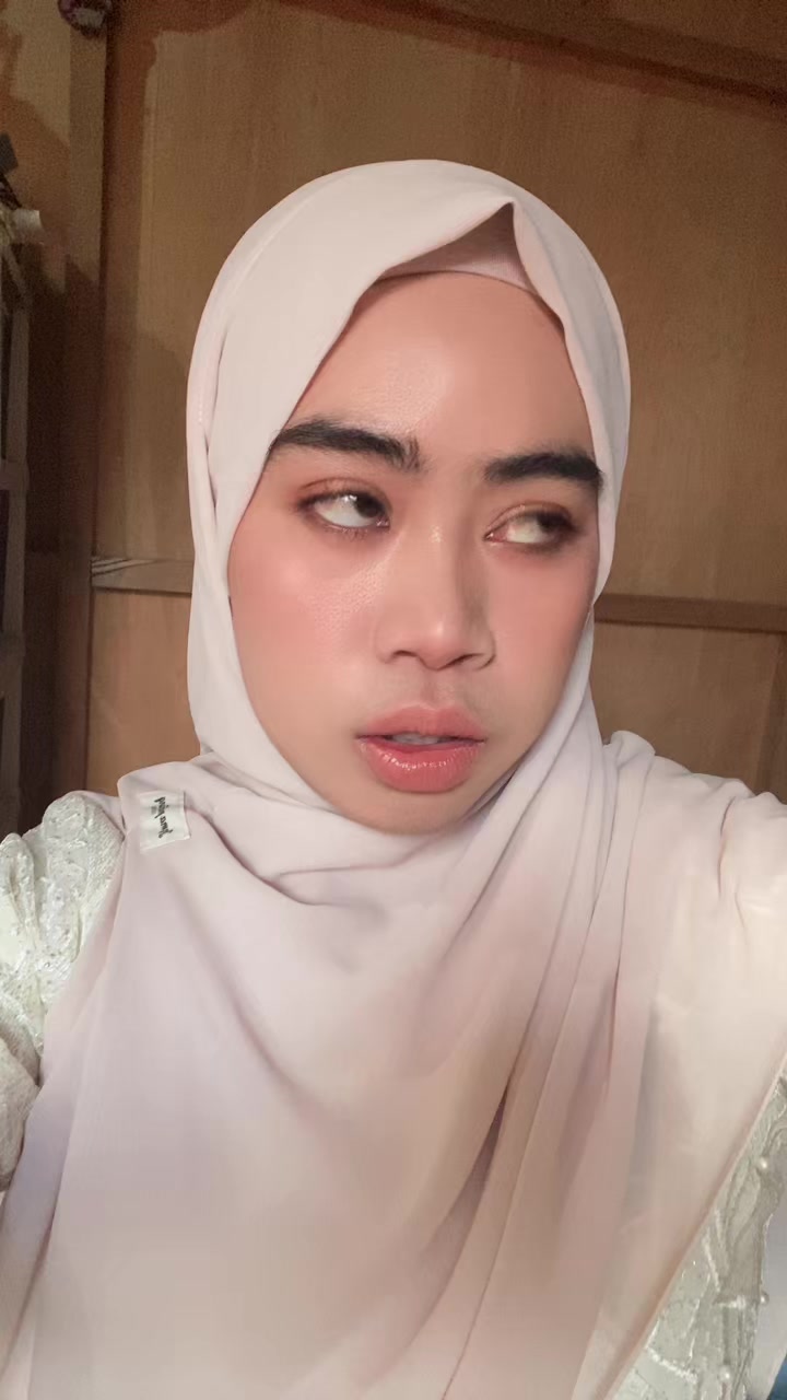@_aini