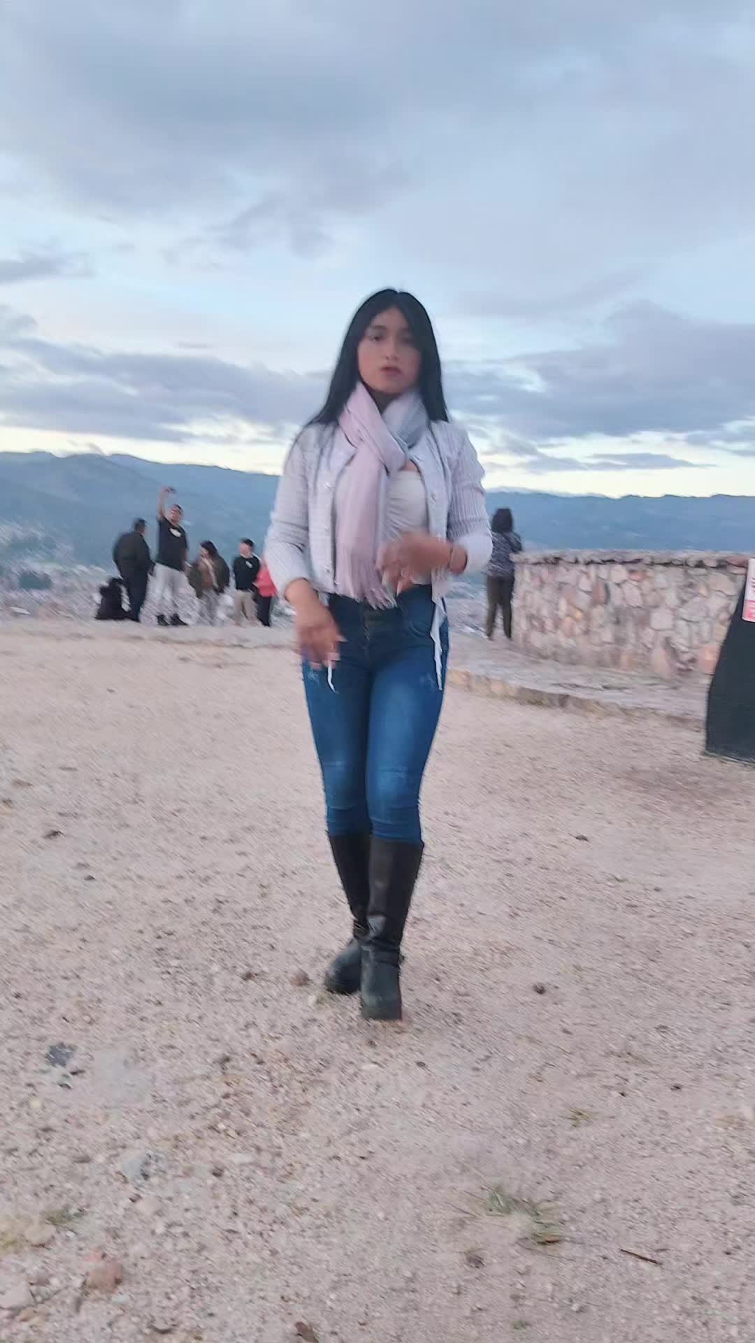 @Yoselin Flores 🎀.