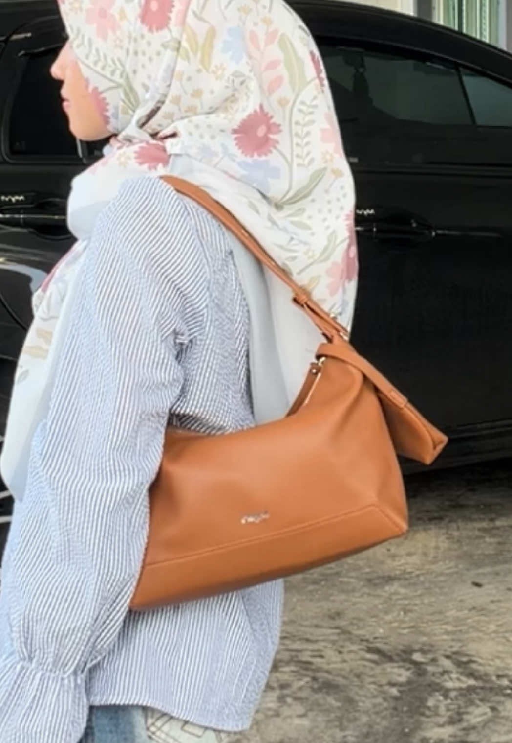 @mirrahisred