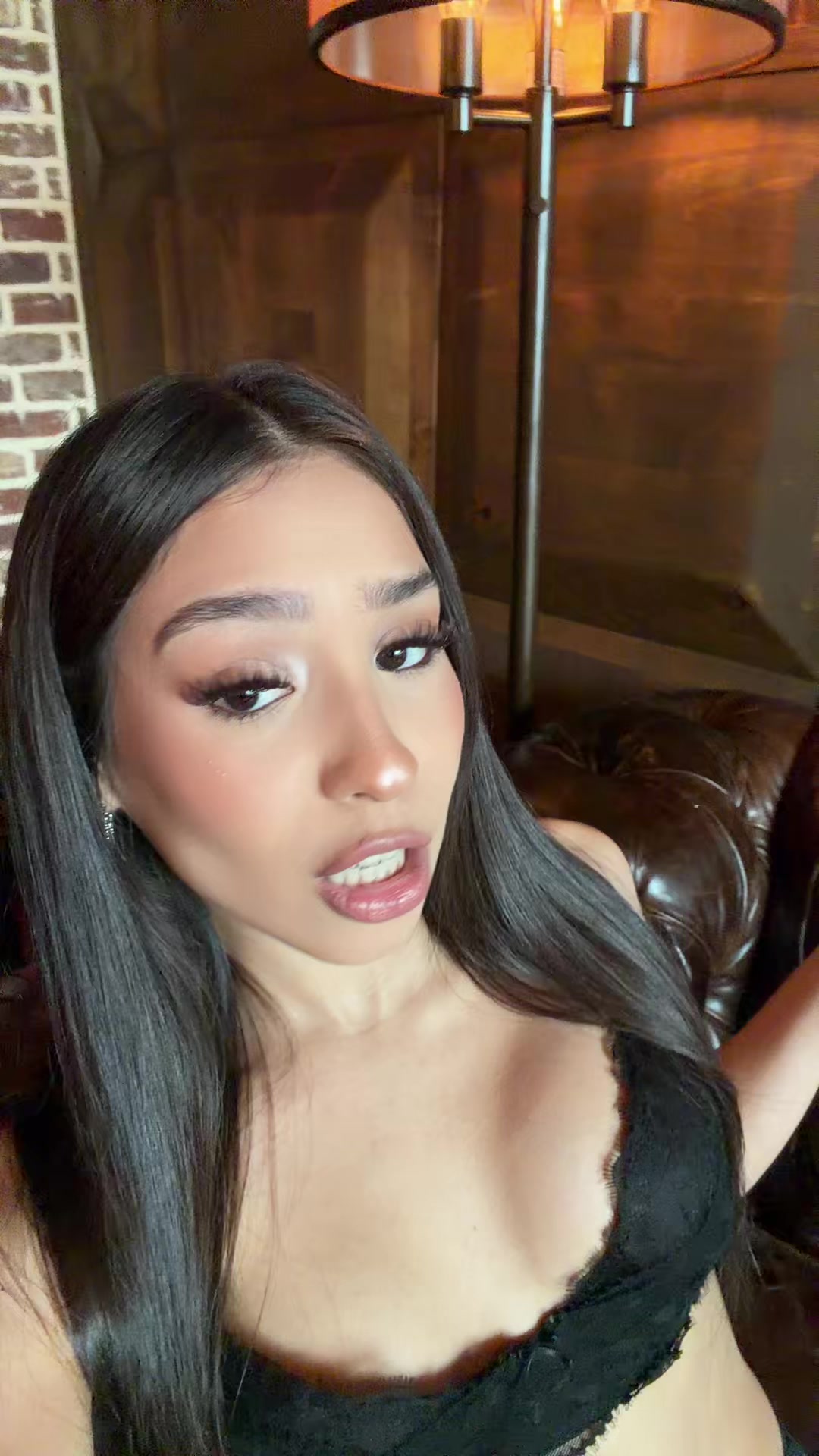 @Samantha