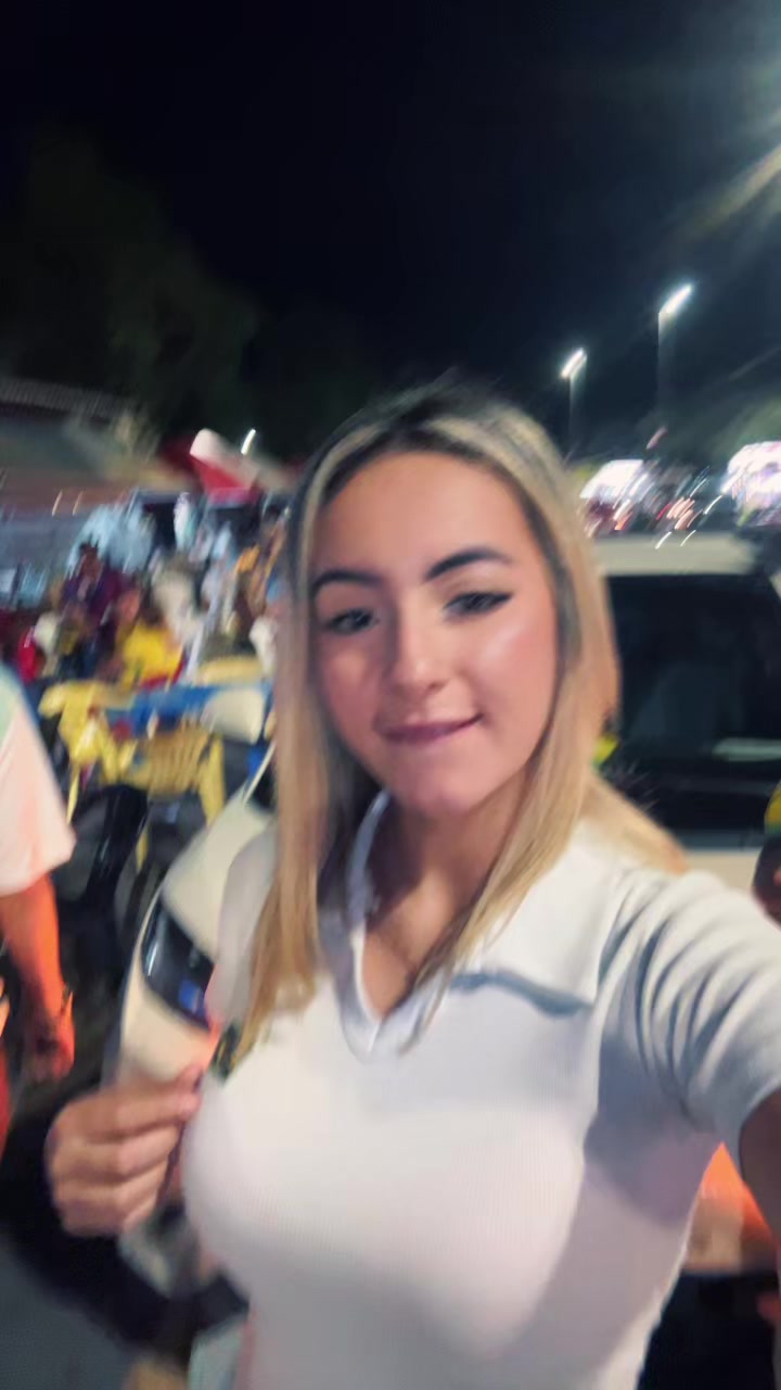 @Emilly katriny🌪️