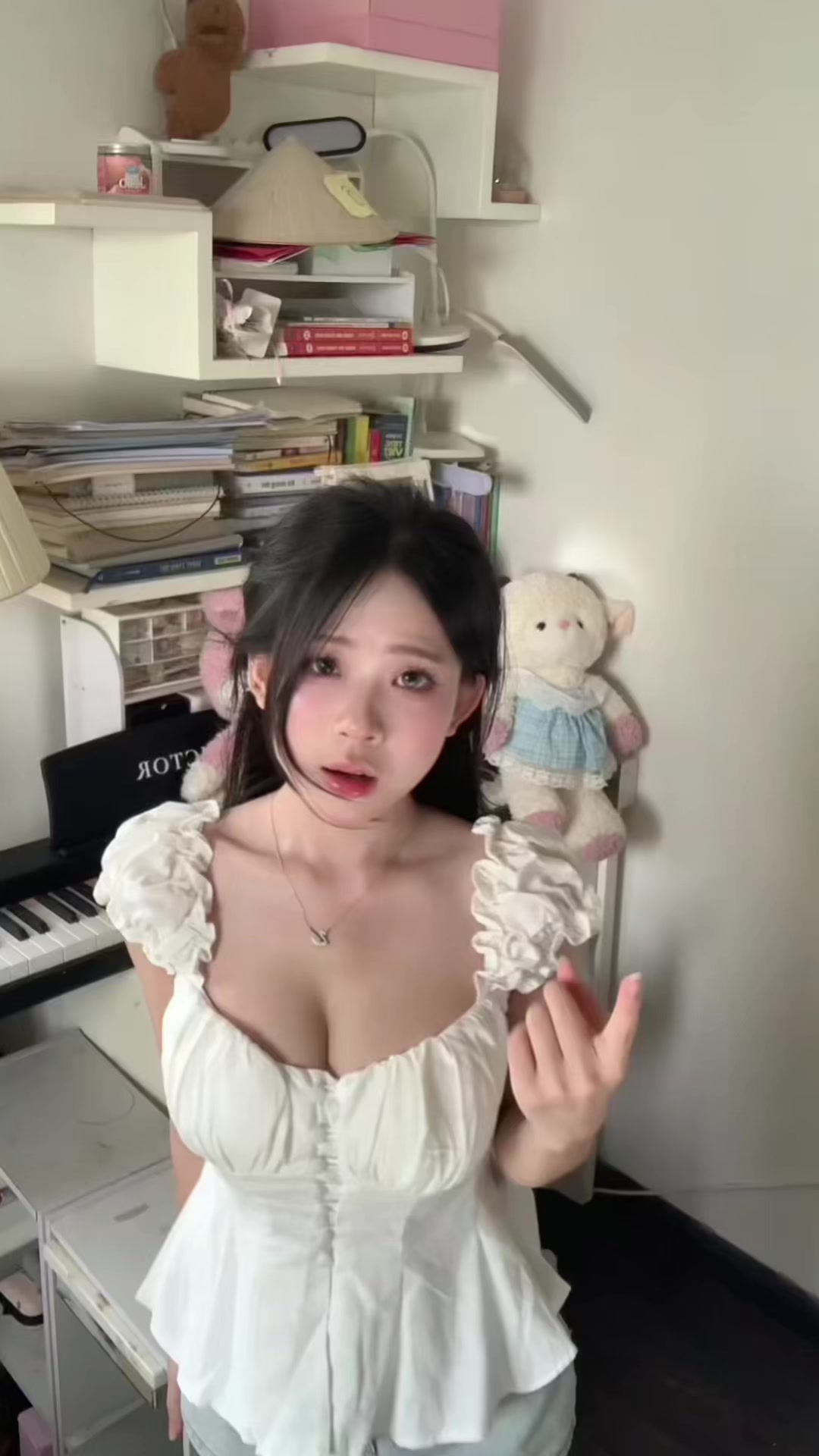 @Muốn làm học sinh lớp10