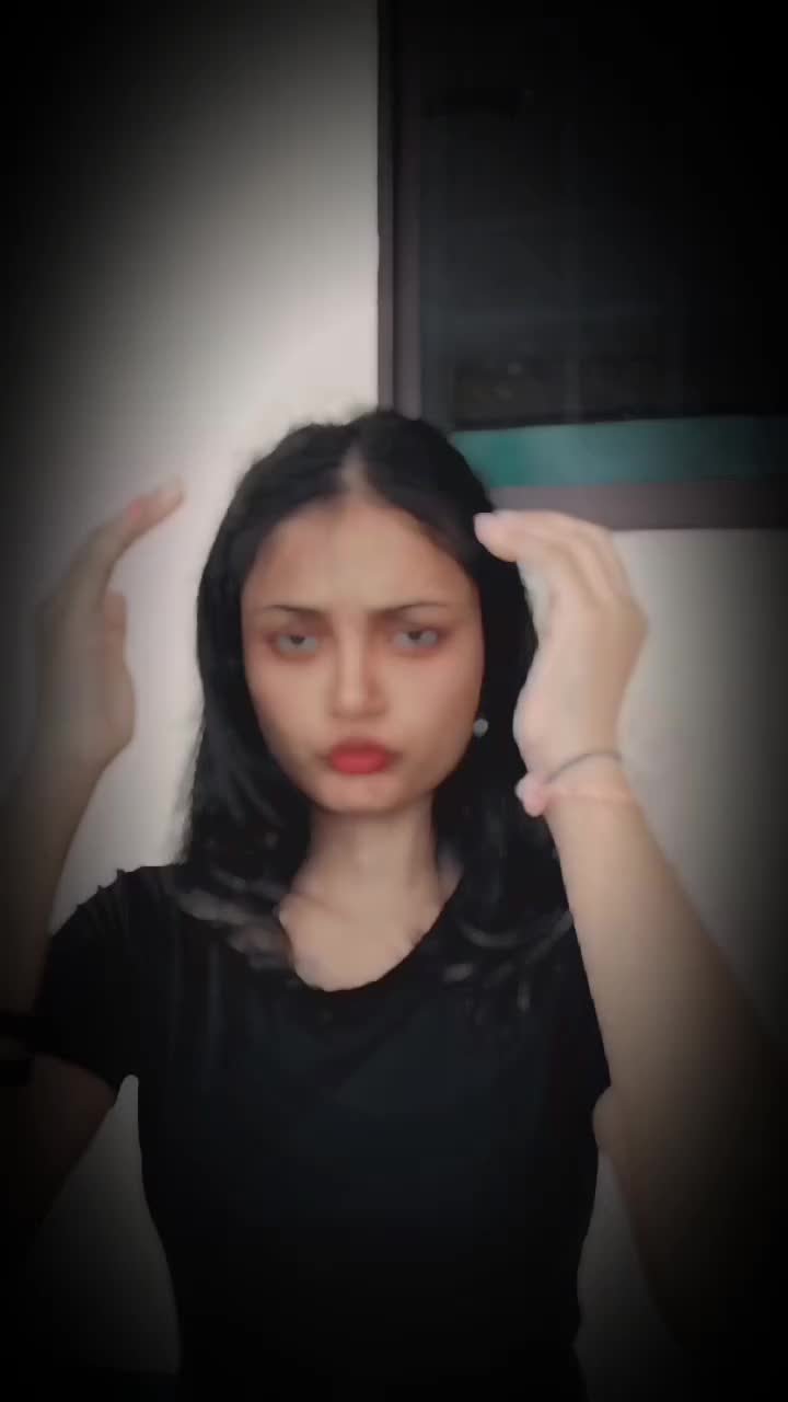 @ஷா🩶🌷