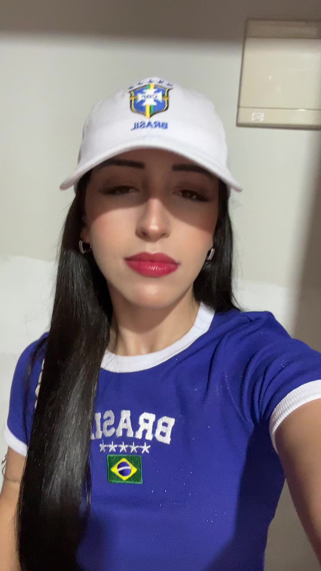@JuliaCostaa01