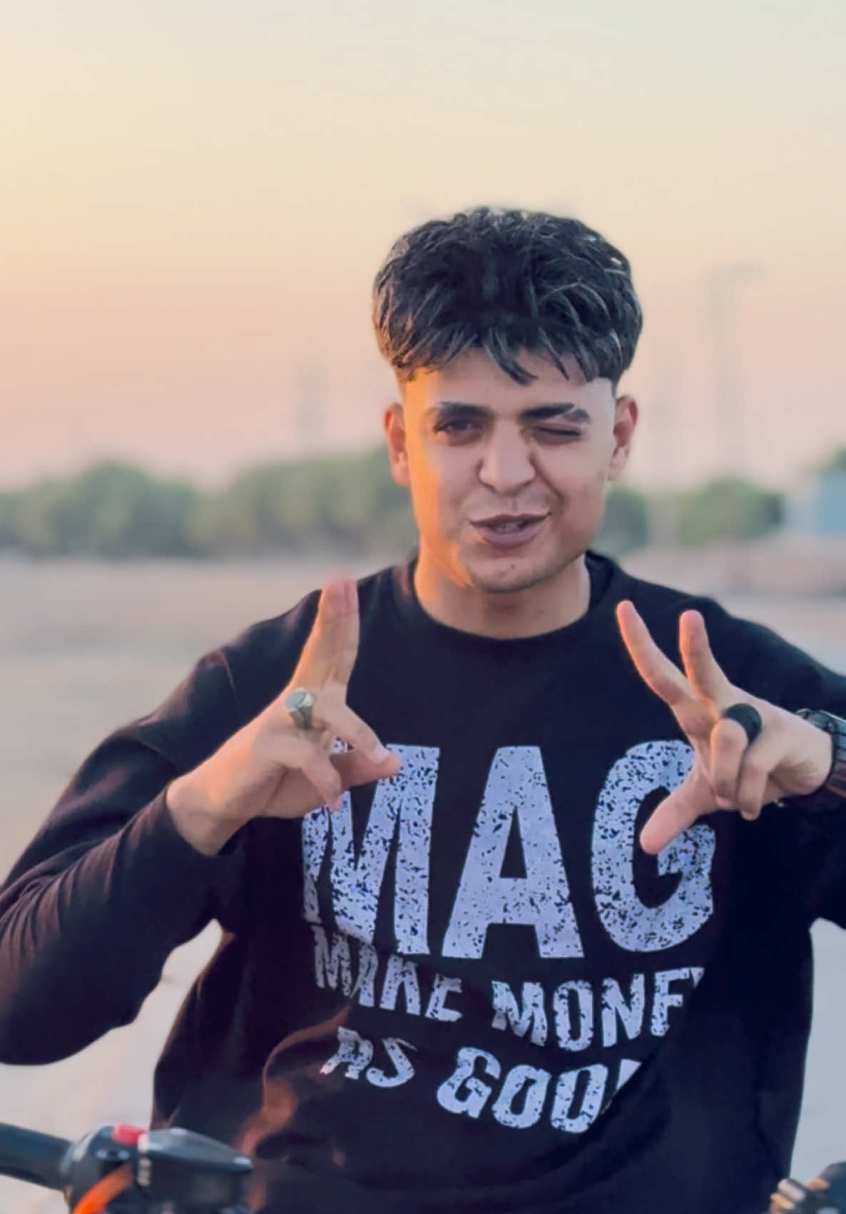 @﮼مورا ﮼يعمم 🐺🎖️