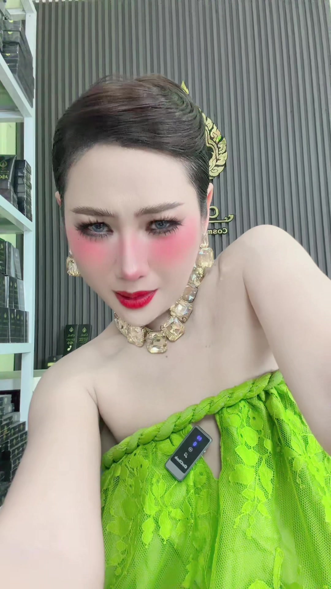 @MOMMY LIN ម៉ាមី លីន
