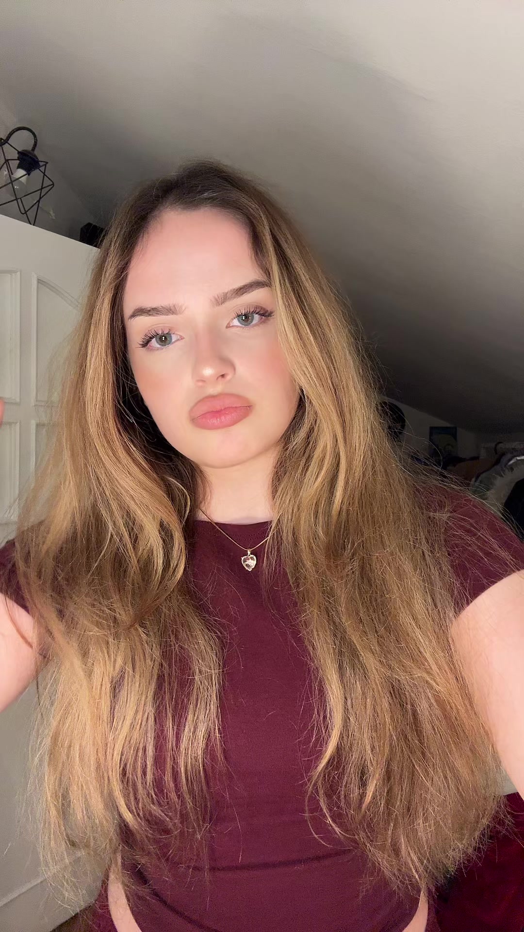 @Elaa