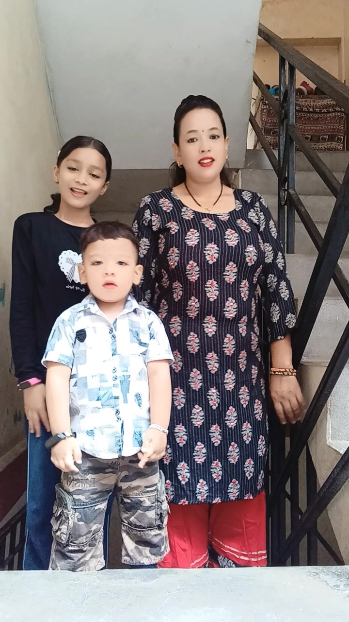 @ushaaxetri