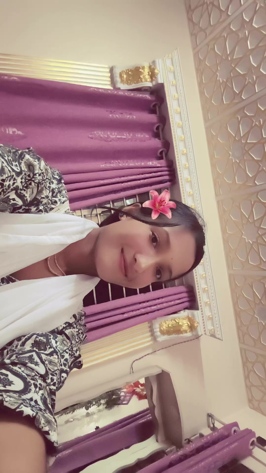 @Riya Roy143