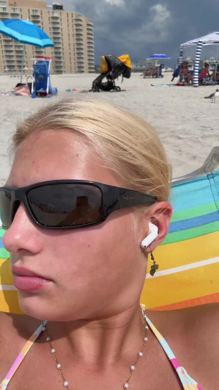 @Gigastella