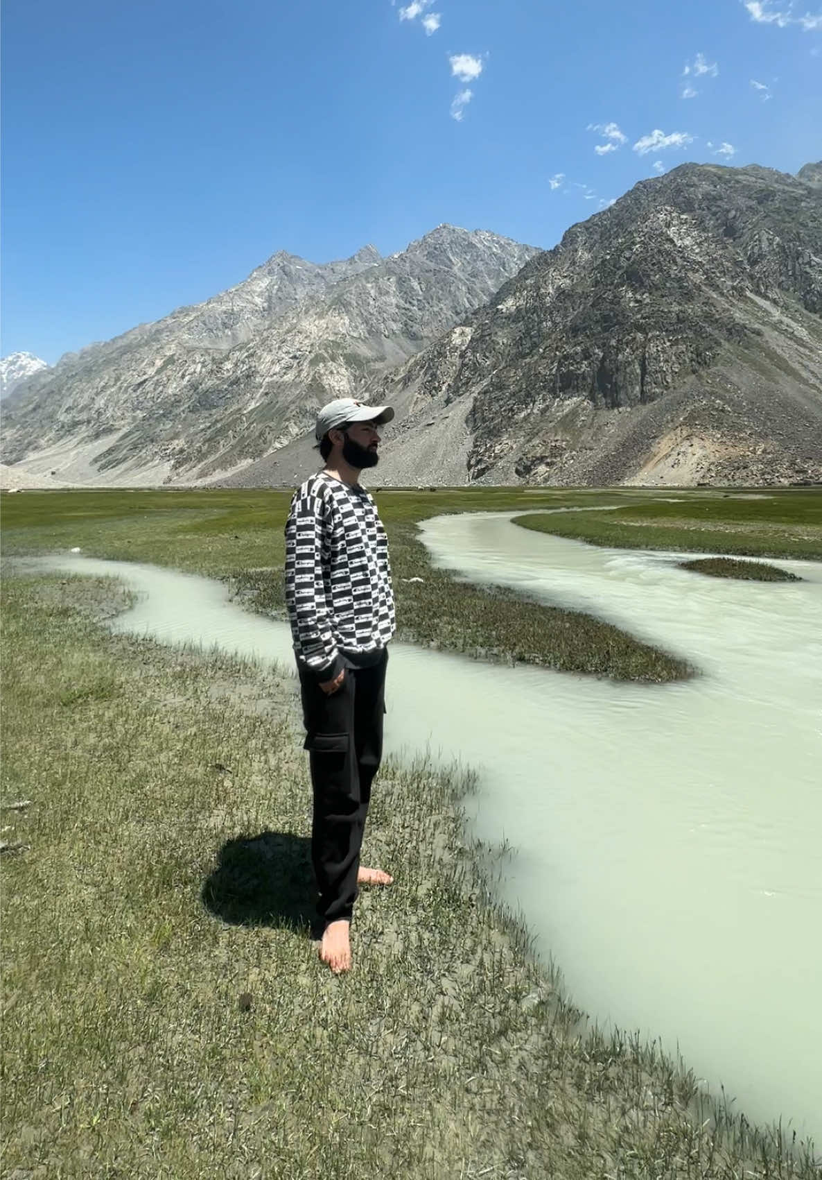 @️ Ghufrangraphy