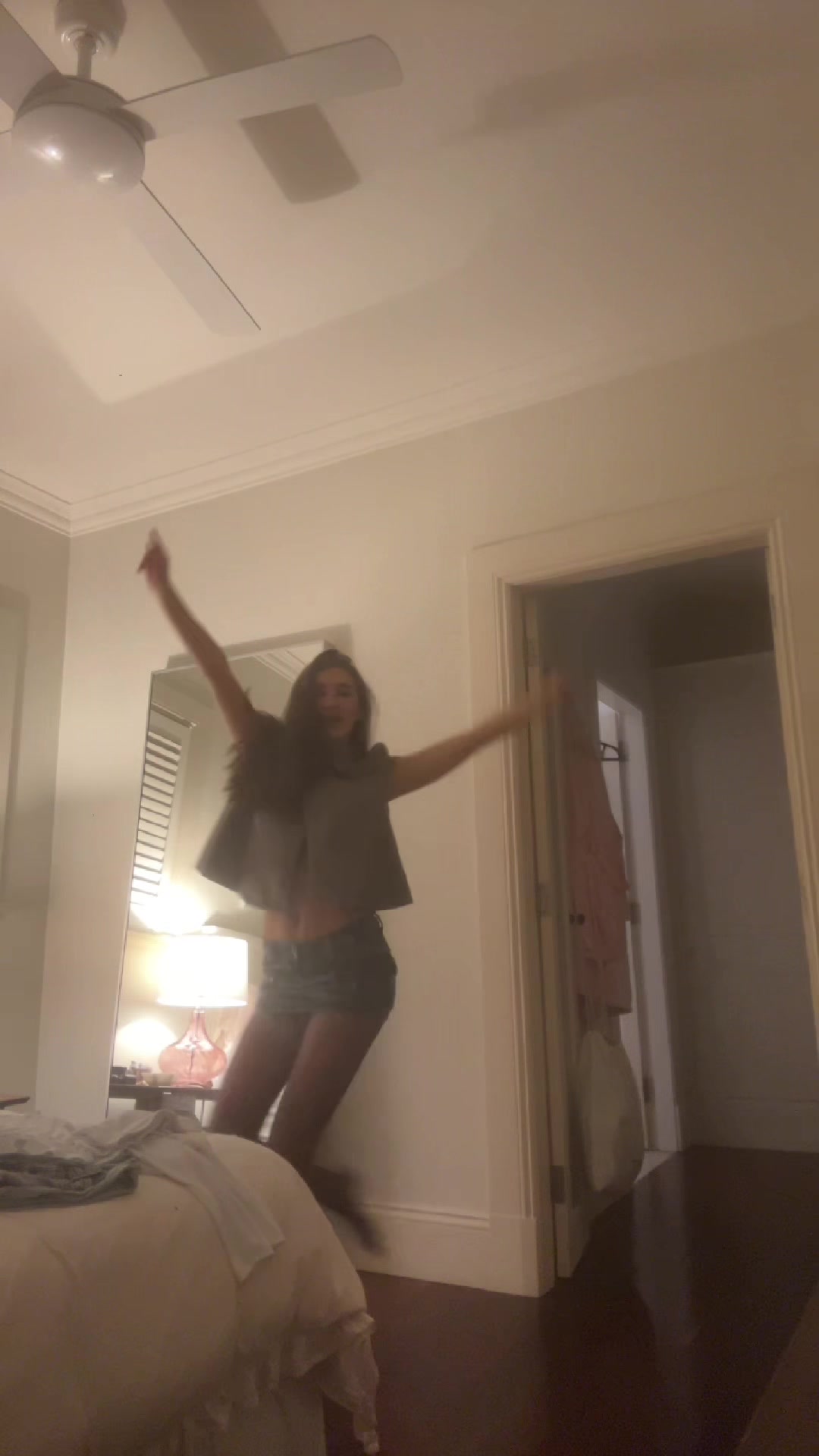 @laurenhanmer