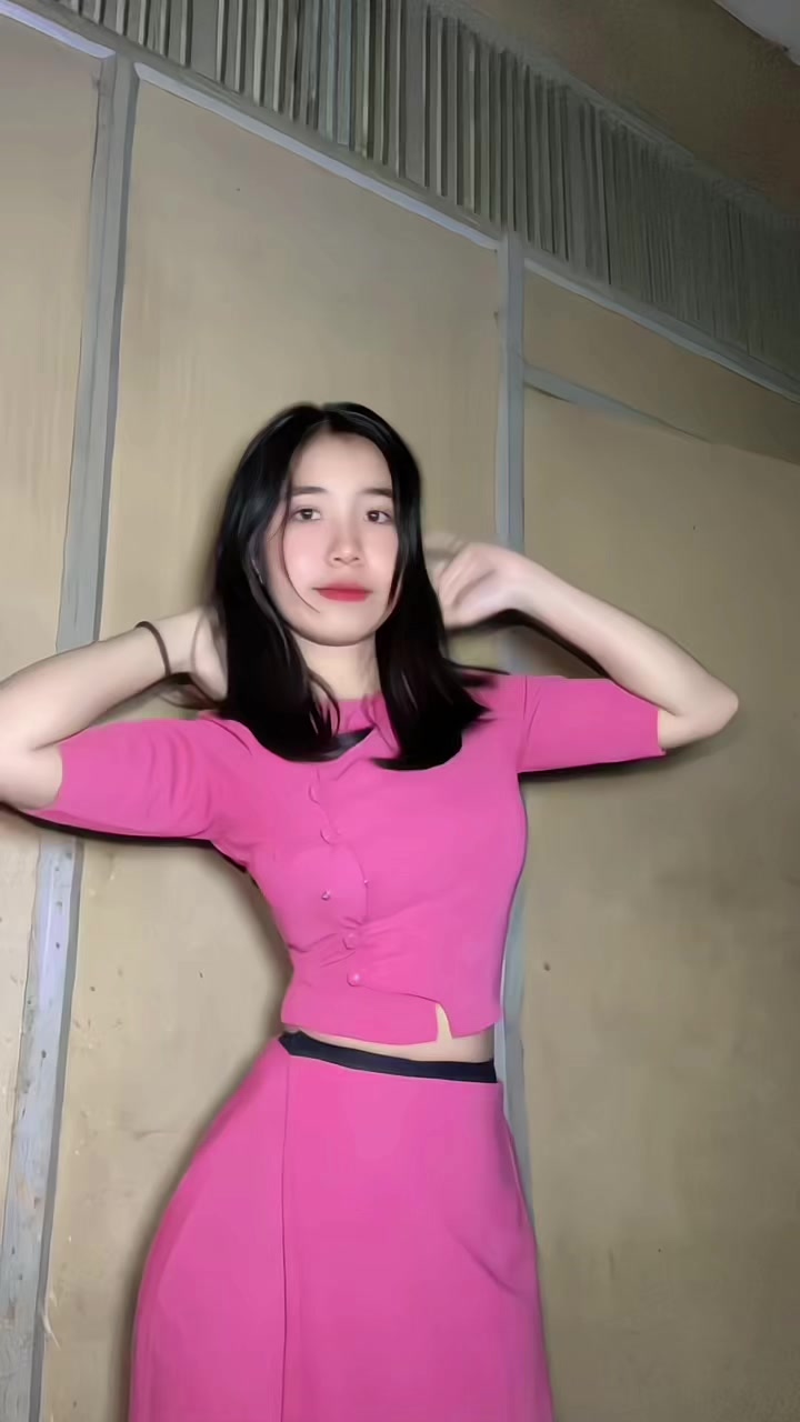 @🦋 Hnin yu wai🍓
