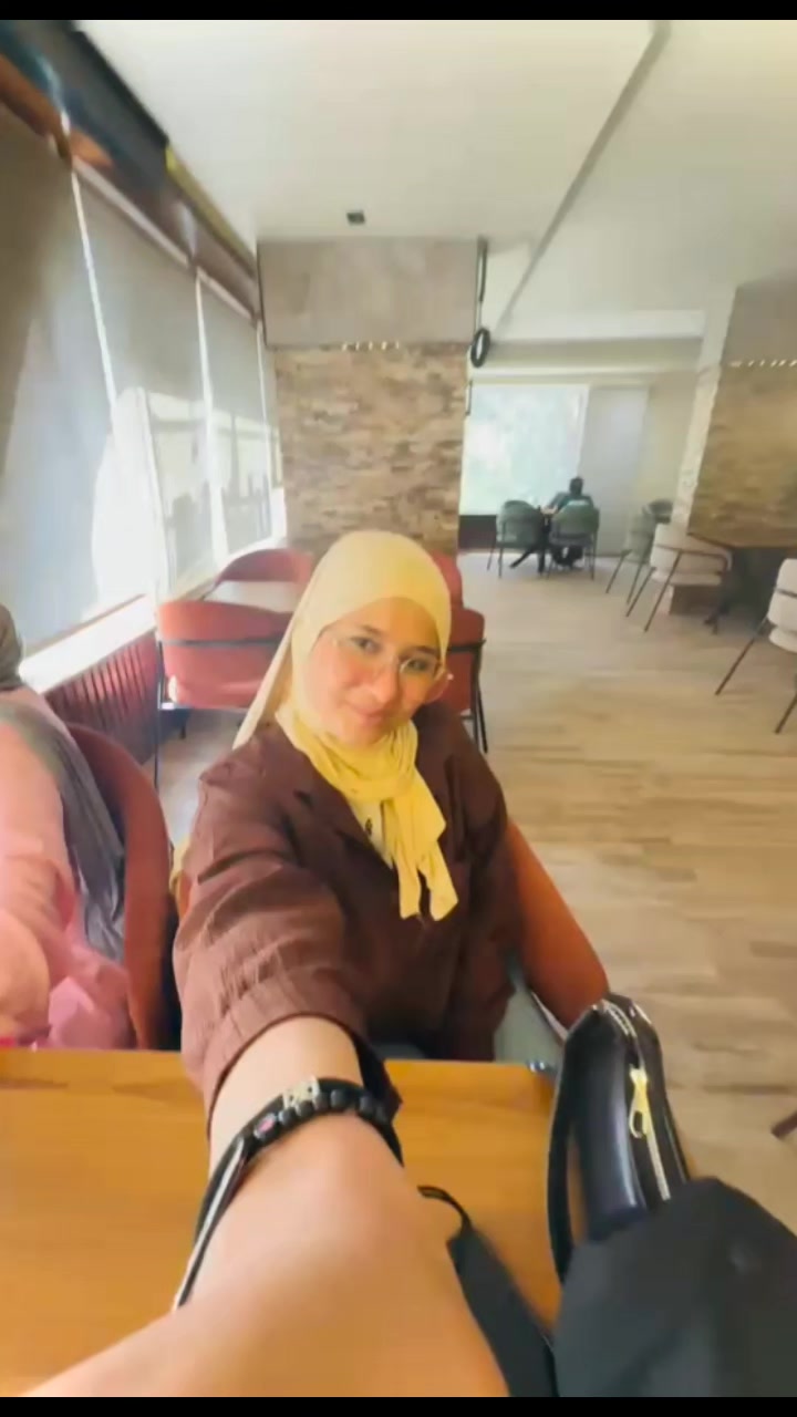 @مديره المدرسه 🦅⭐
