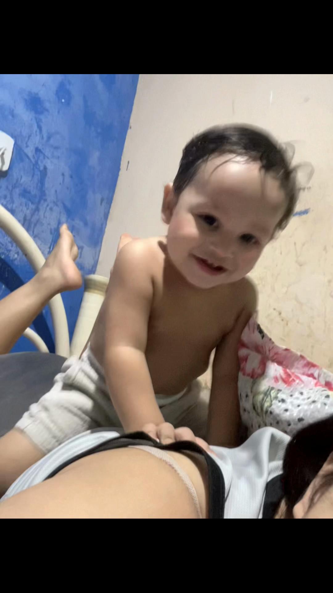 @Larissaxt_01