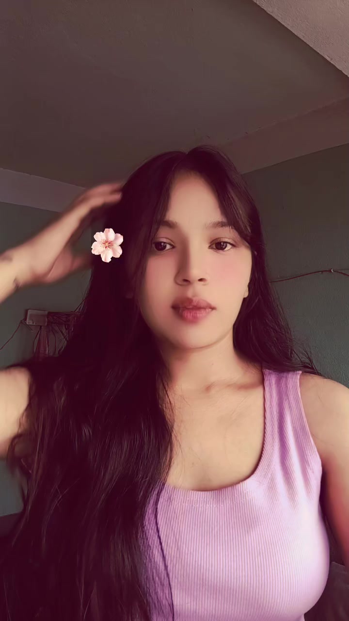 @𝓡𝓸𝔃𝔂🥰