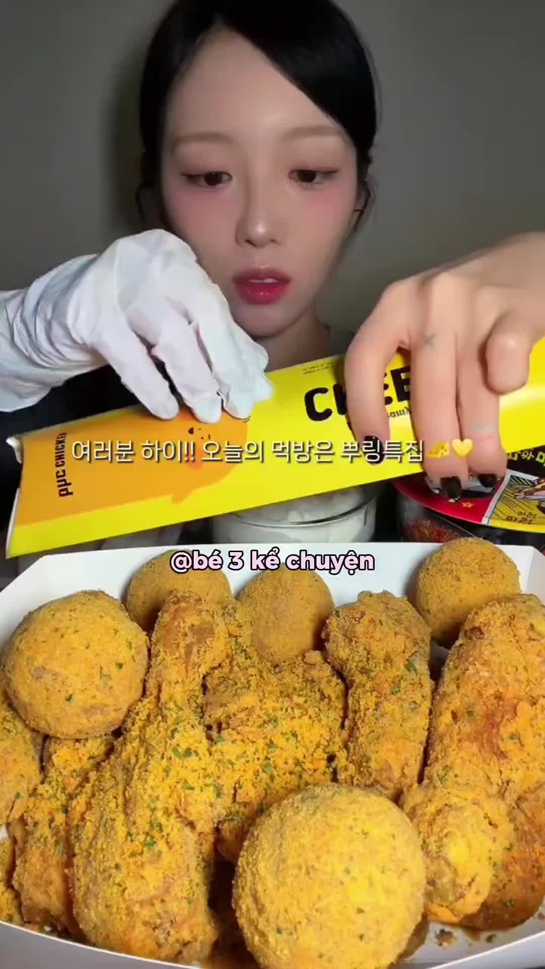 @b&eacute; 3 kể chuyện