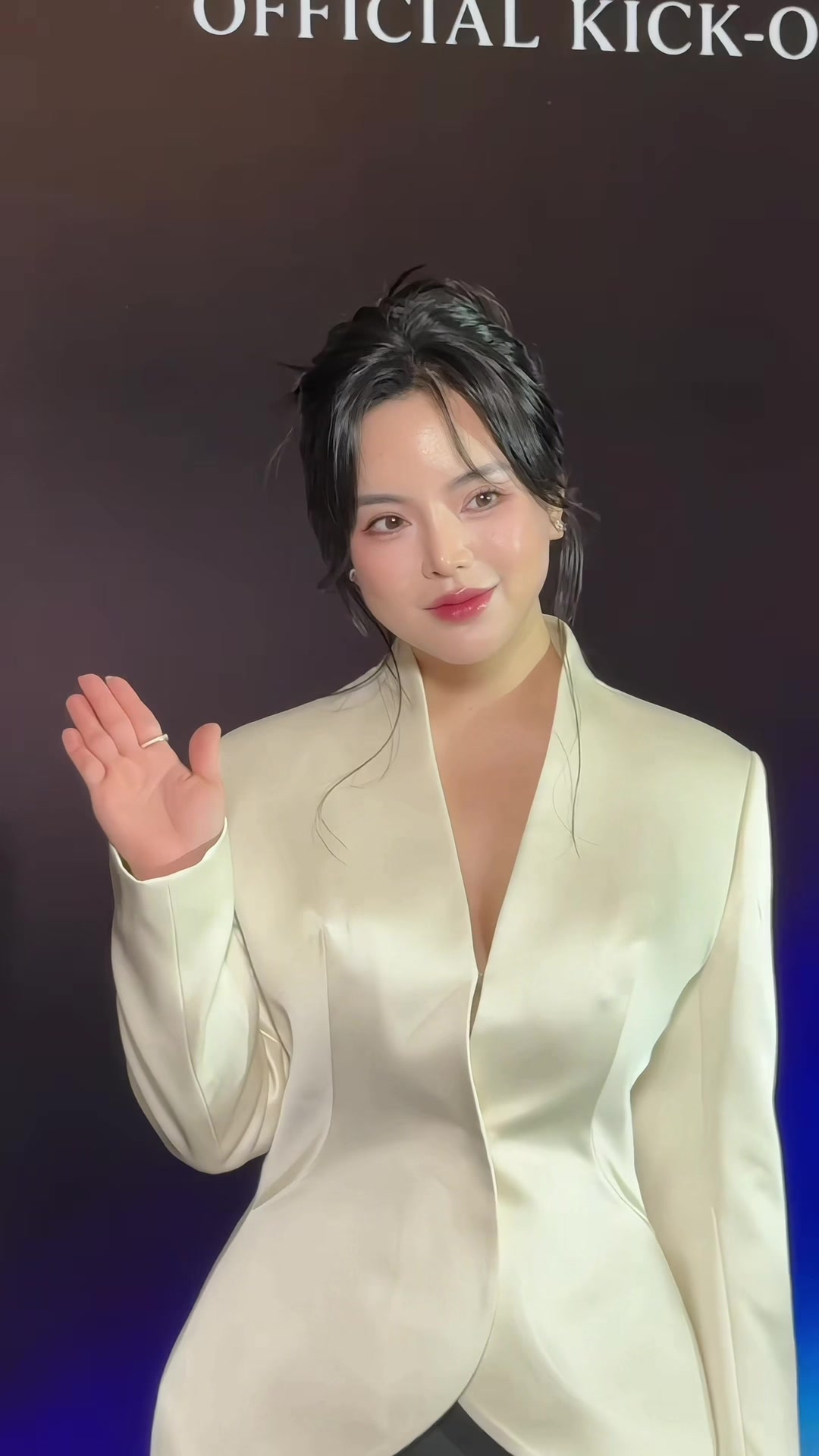 @Nguyễn Thị Thu Trang
