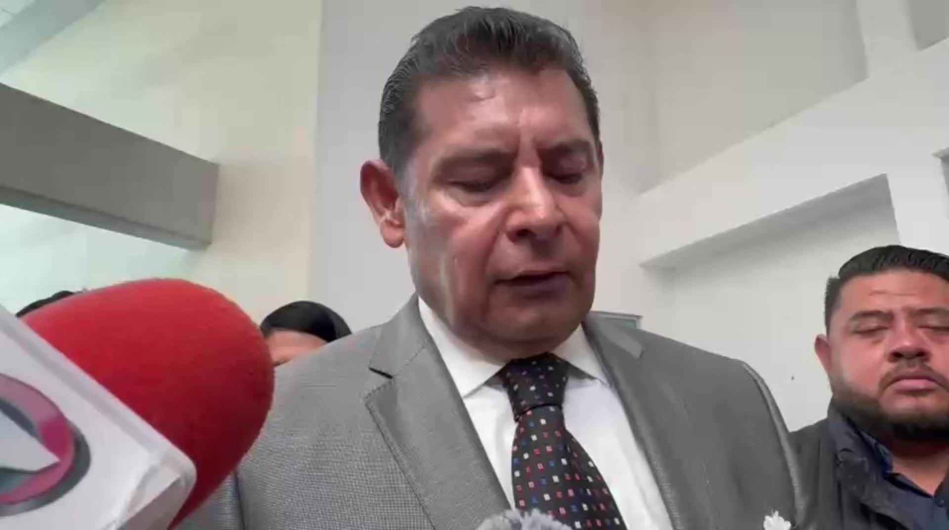 @ContraM&aacute;scaras
