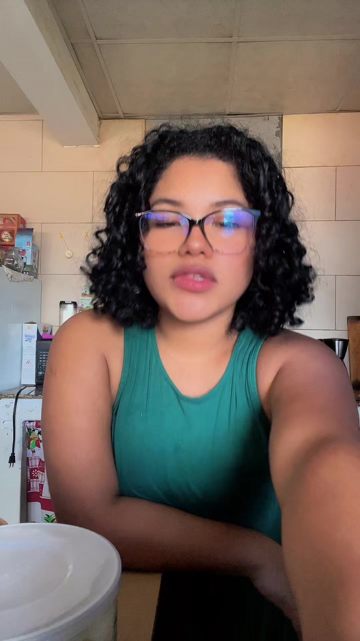 @nicolea24_