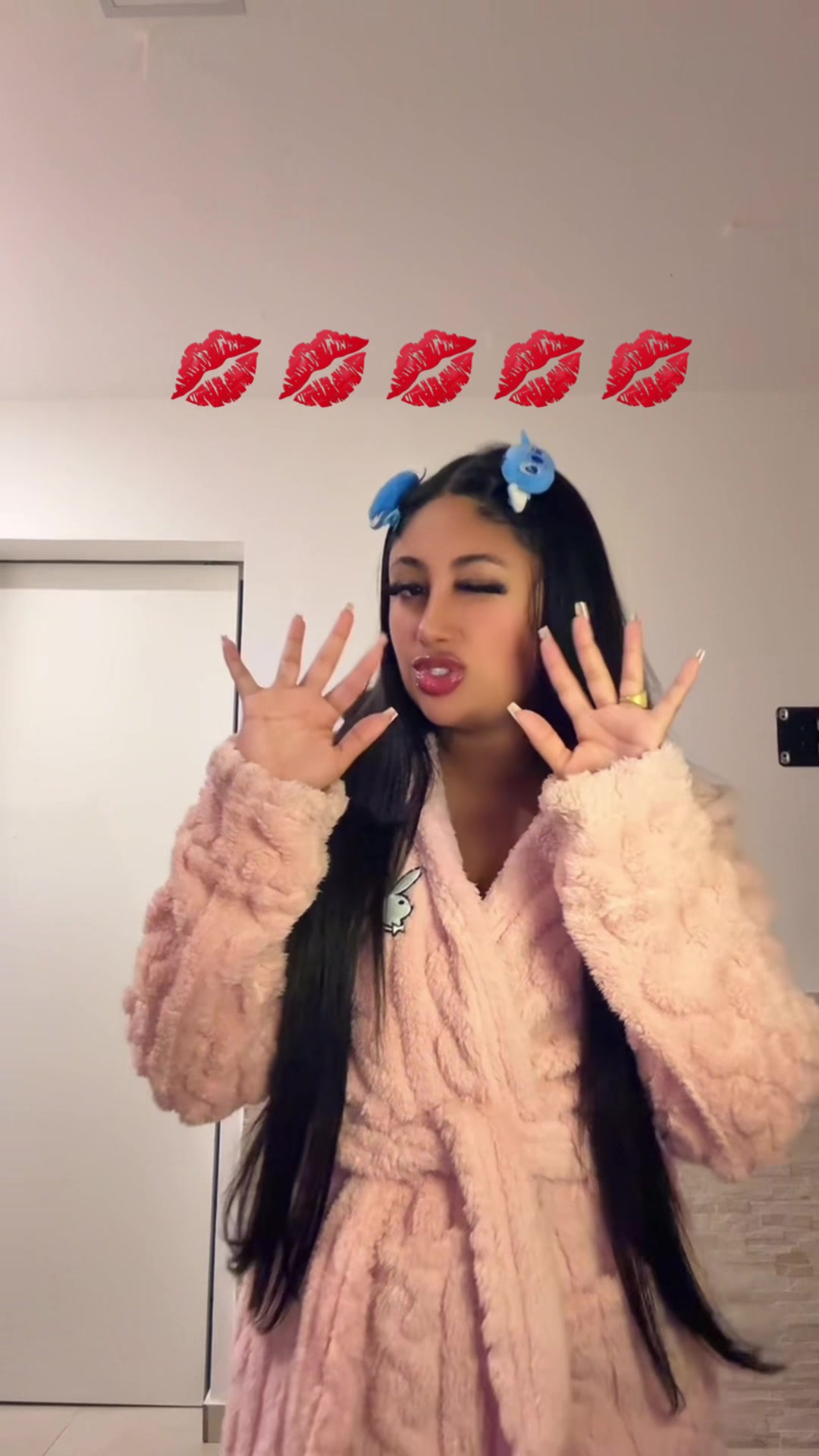 @Gabriela pessanha💋