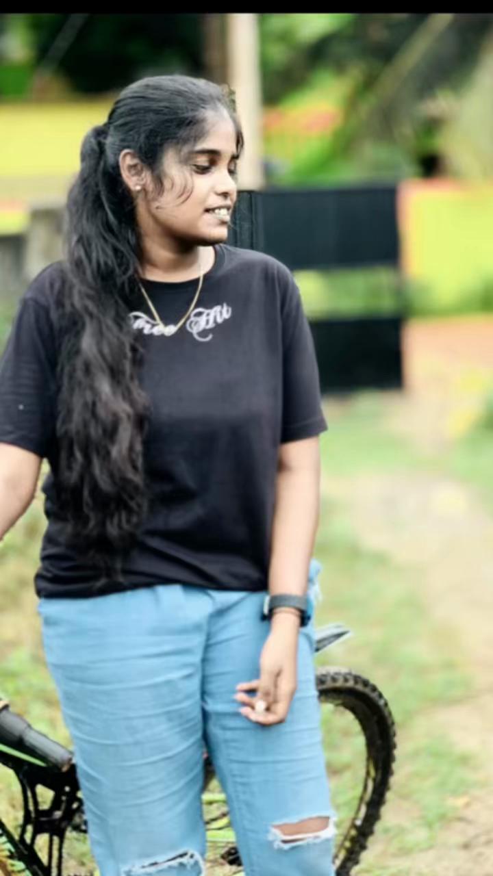 @Jū DIT 🦋