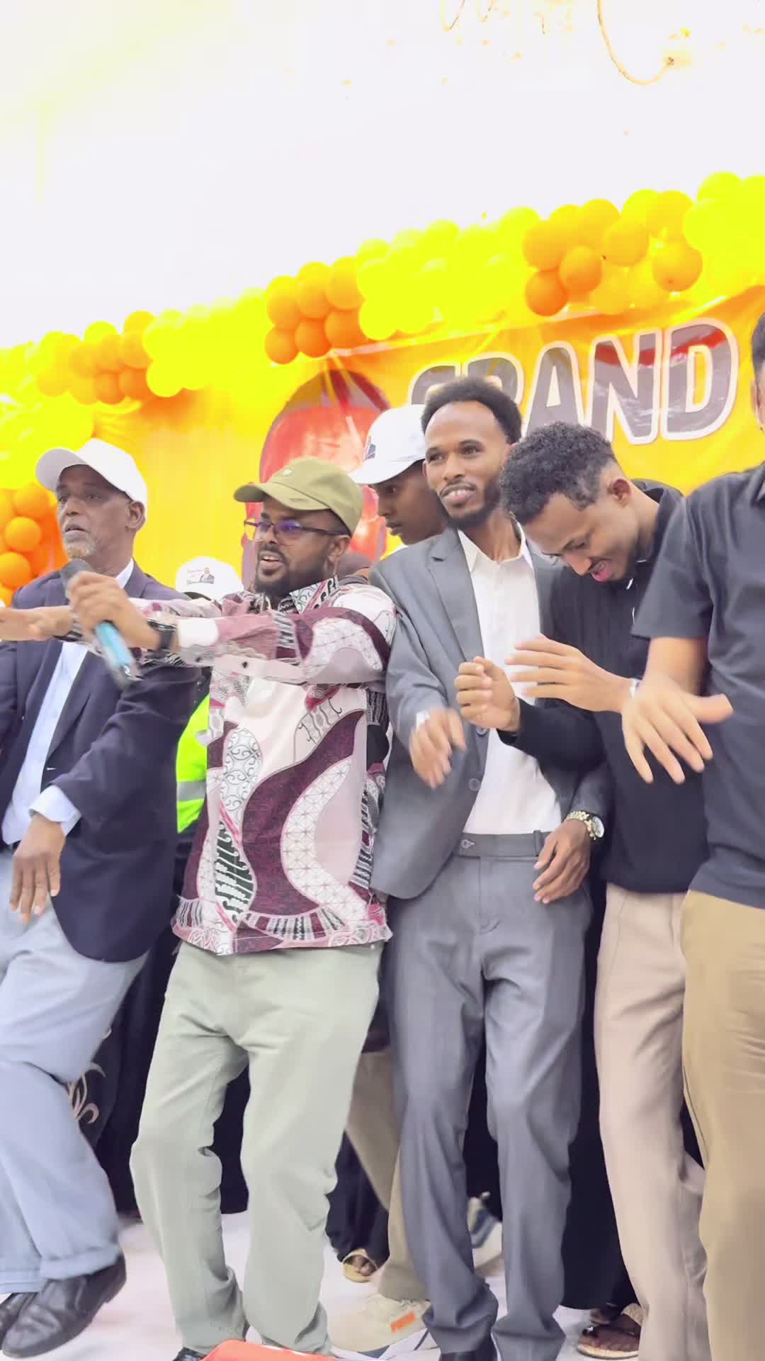 @HODMANSHOW🇸🇴🎤