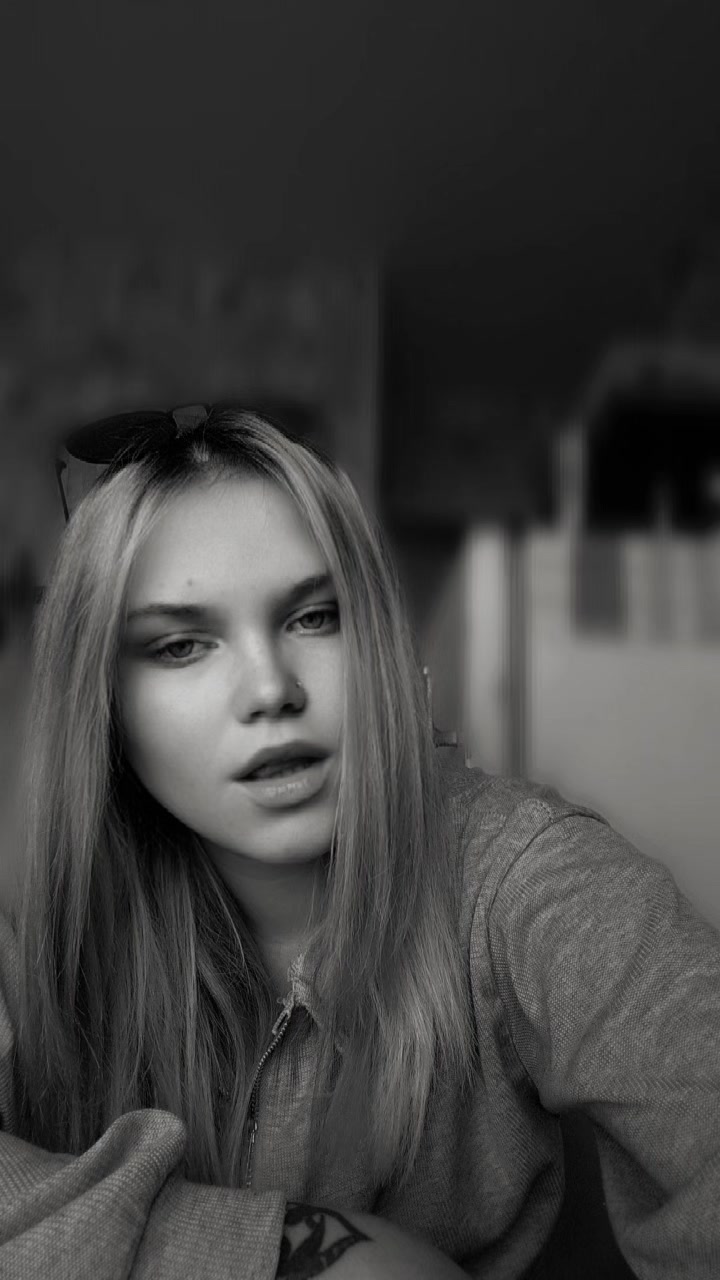 @Лиза