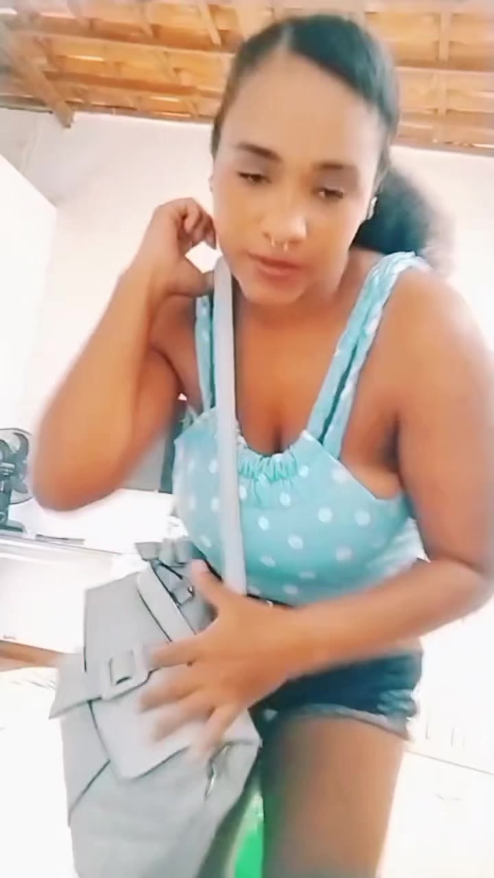 @MamãeTatiiPinheiroOfc