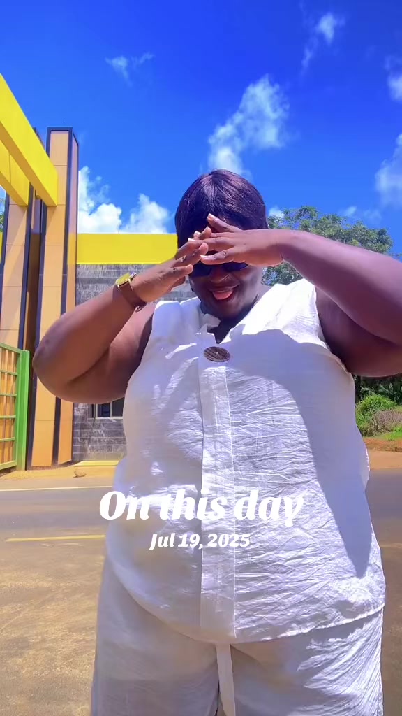 @SeraSmile🥰bushbeauty🦋🇺🇬