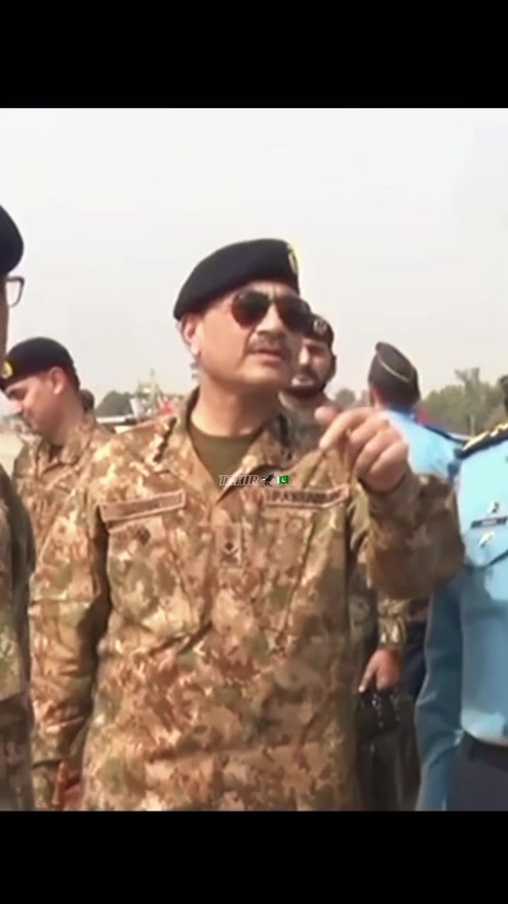 @𝐓𝐀𝐇𝐈𝐑 🦅🇵🇰