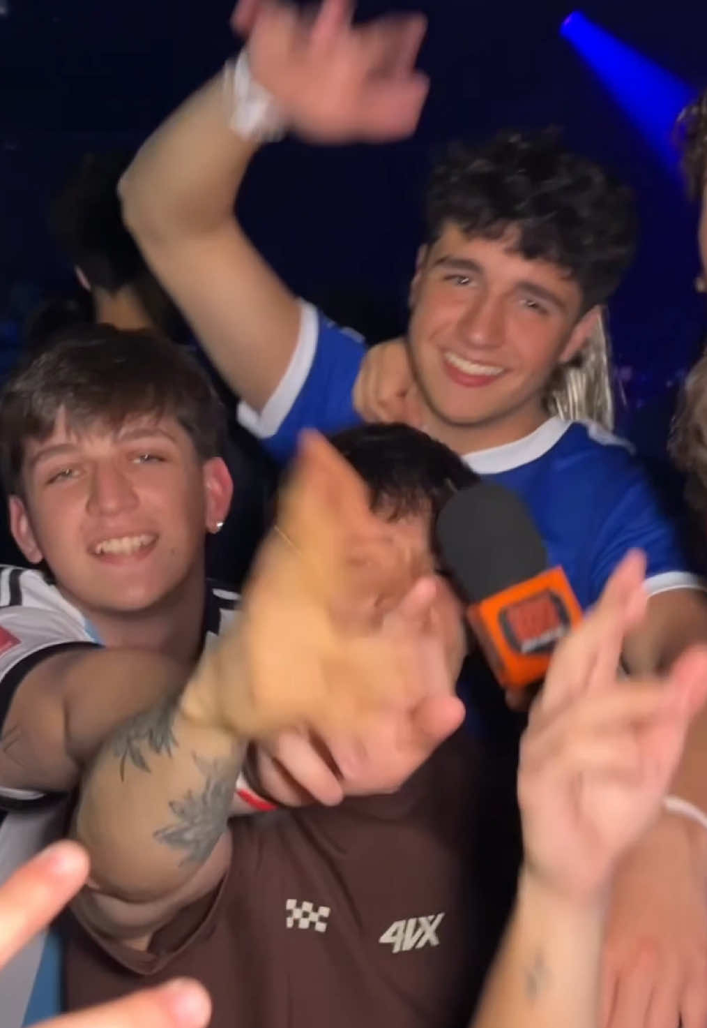 @TRAVELROCKOFICIAL