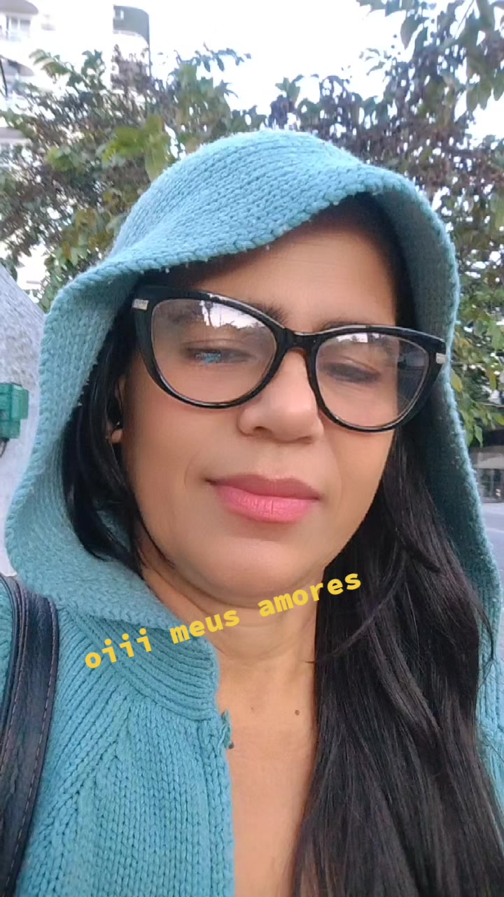 @Ver&ocirc;nica