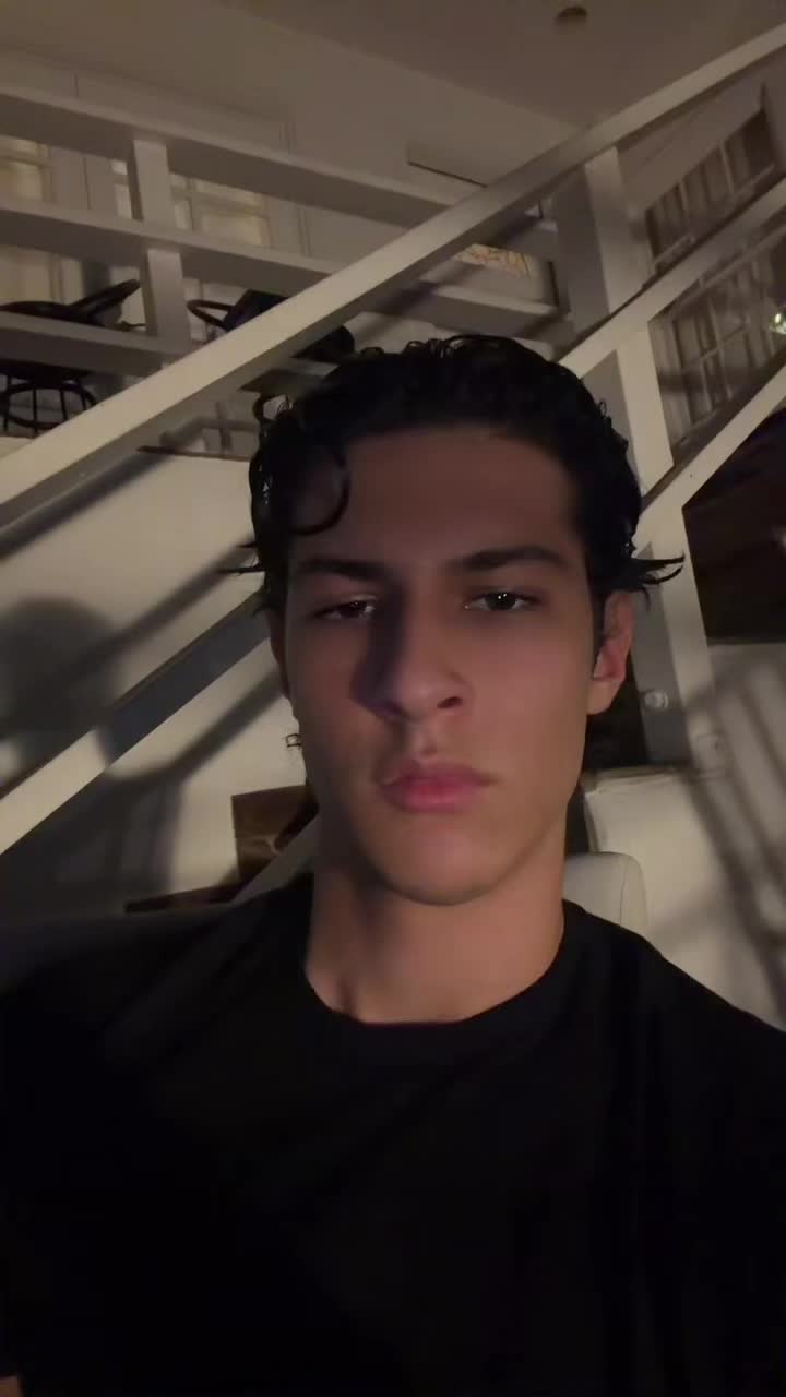 @marcushullaster