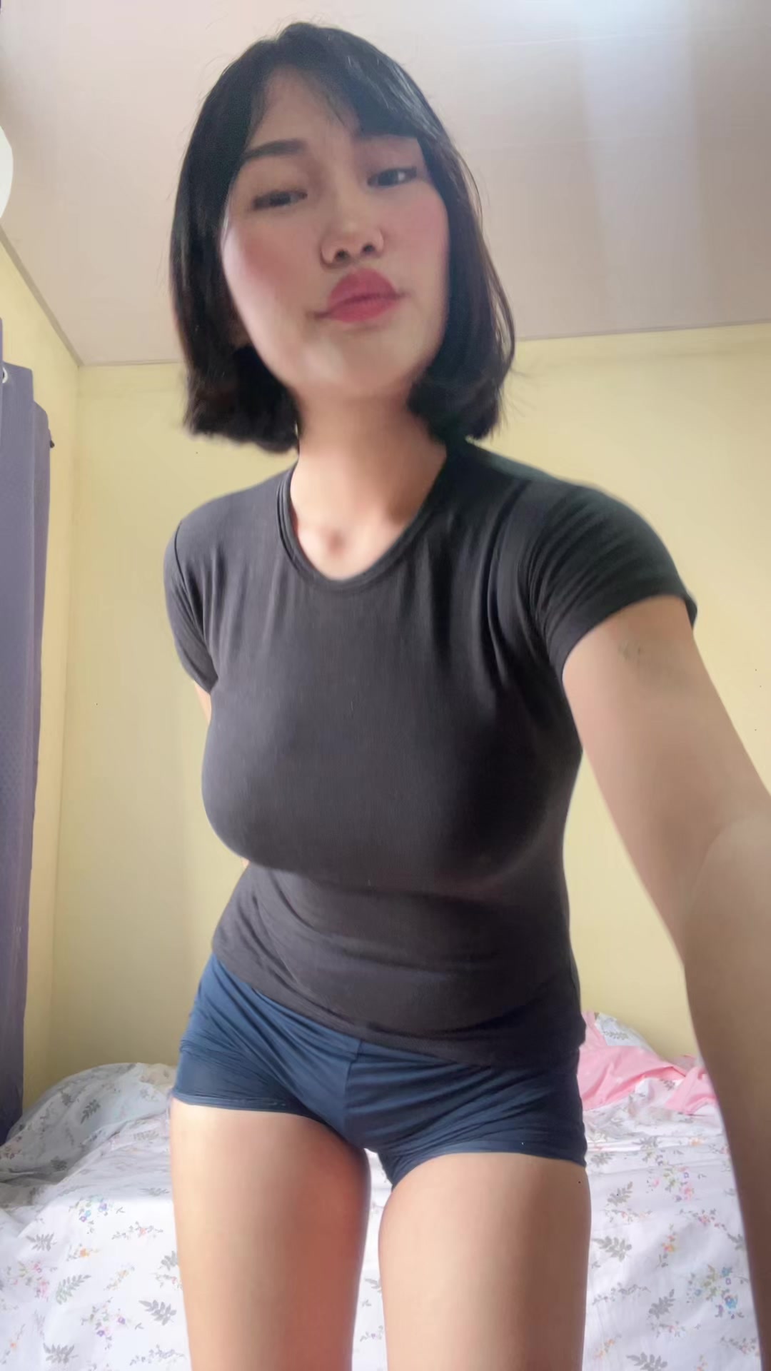 @🦇