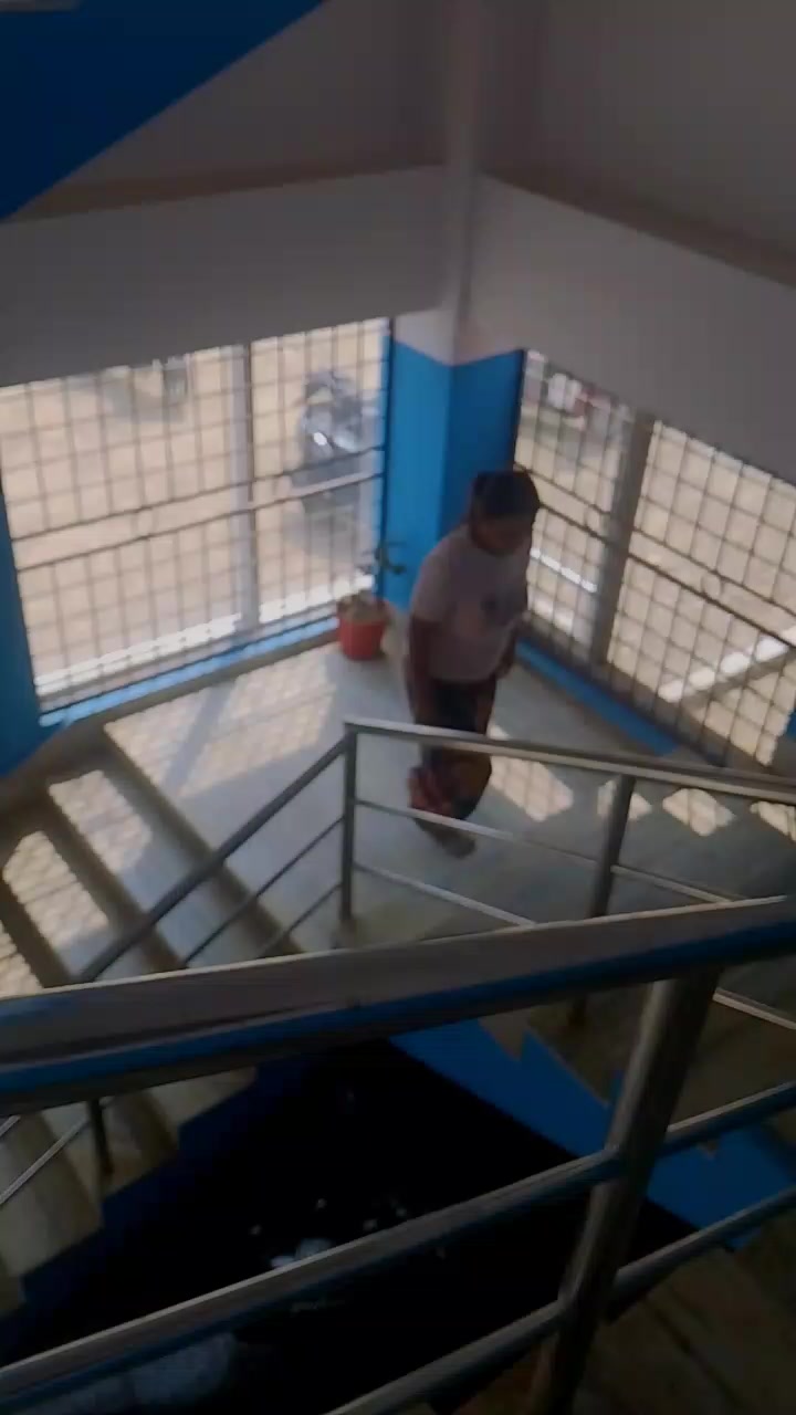 @RESHU LAKAI