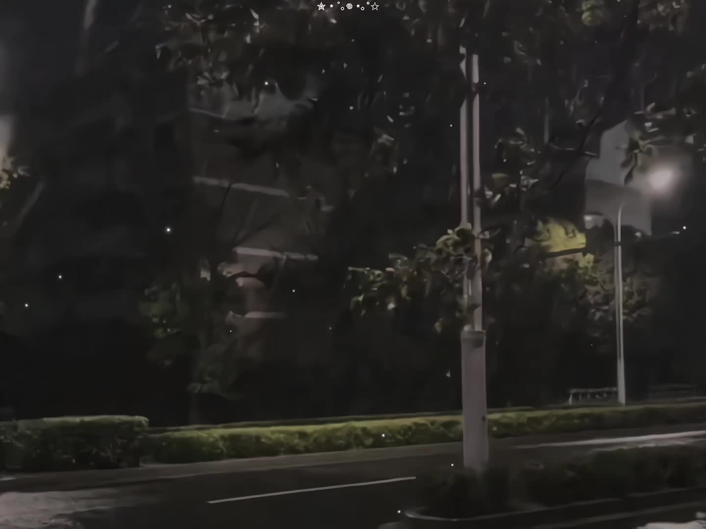 @𝙀𝙄