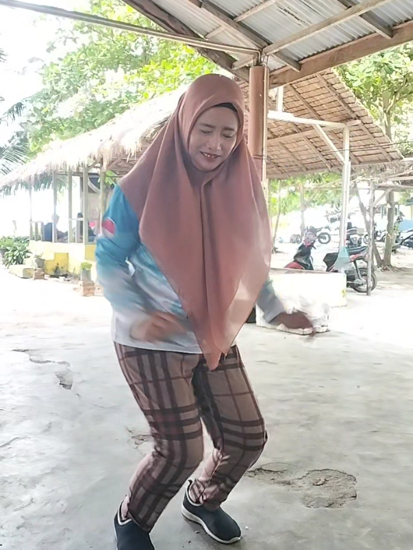 @Clara Pakpahan